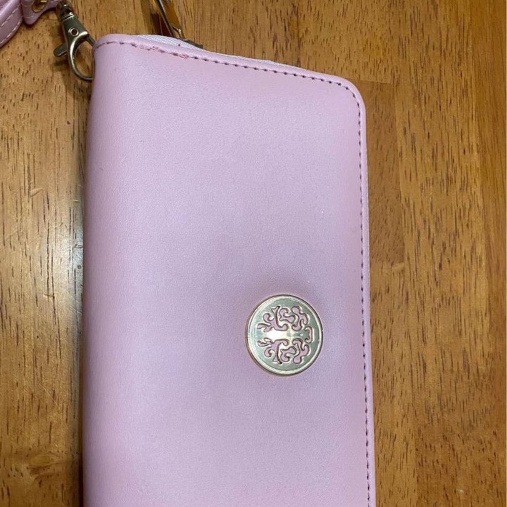 Pink Wallet - Picture 2 of 4